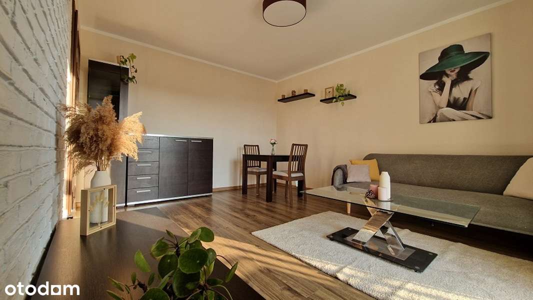 Jasne 2-pokojowe mieszkanie z parkingiem zewnętrznym - Pełny obrazek: 2/14