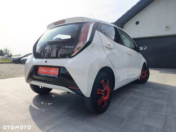 Toyota Aygo x mit x-business Paket - 5