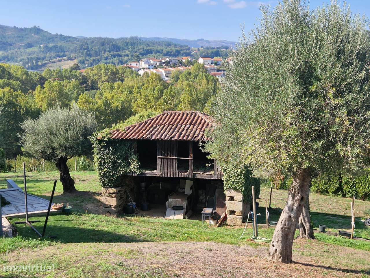 Moradia T3 única, mobilada e equipada, em Cabeceiras de Basto-55