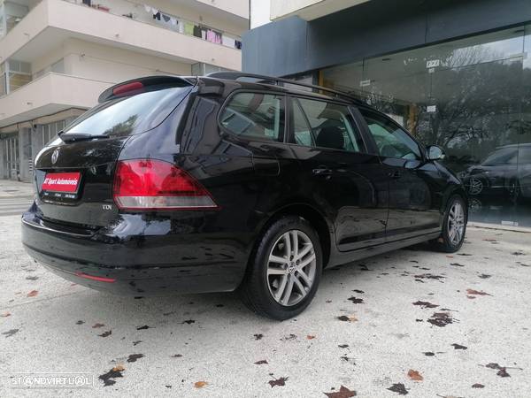 VW Golf Variant 1.6 TDi Confortline - 21