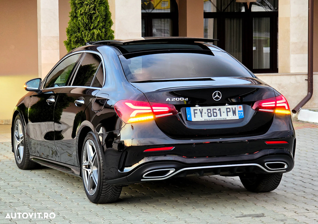 Mercedes-Benz A 200 d 8G-DCT AMG Line - 11