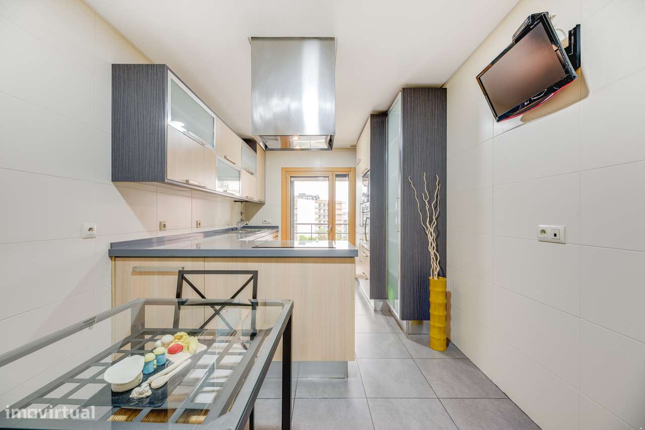 APARTAMENTO T2 | 100M² | ARRECADAÇÃO | URBANIZAÇÃO COLINAS DO CRUZEIRO - Grande imagem: 5/23