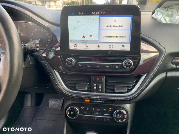 Ford Fiesta 1.0 EcoBoost Powershift Individual - 22