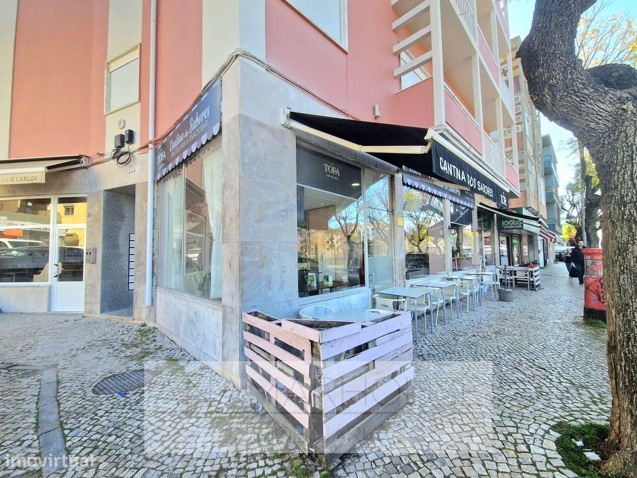 Loja com 2 frentes na Av. Cardoso Lopes | RC + cave | Rendimento asseg-5