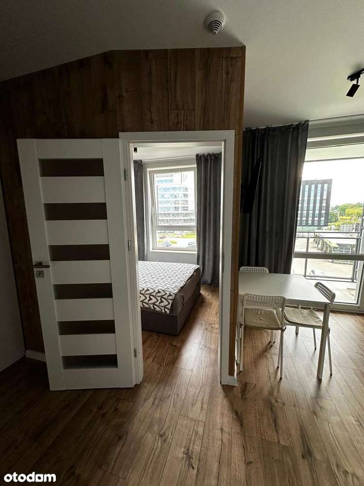 Nowoczesne studio z balkonem | ul. Wiktoryn 6 | Włoch - Pełny obrazek: 5/13