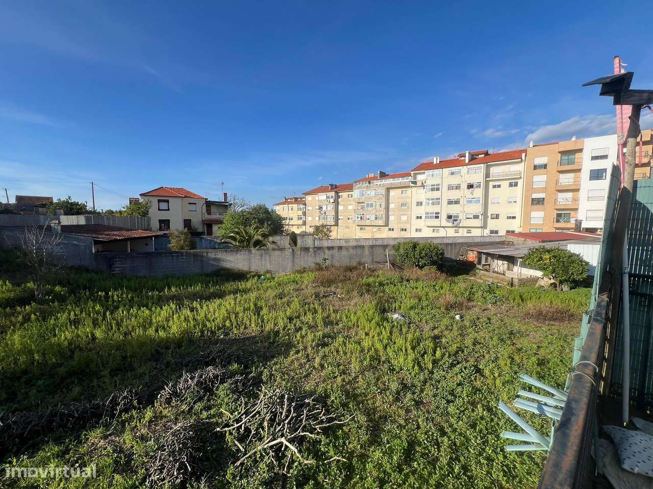 Moradia T4 com Vista Panorâmica – Conforto, Espaço e Localização Privi-34