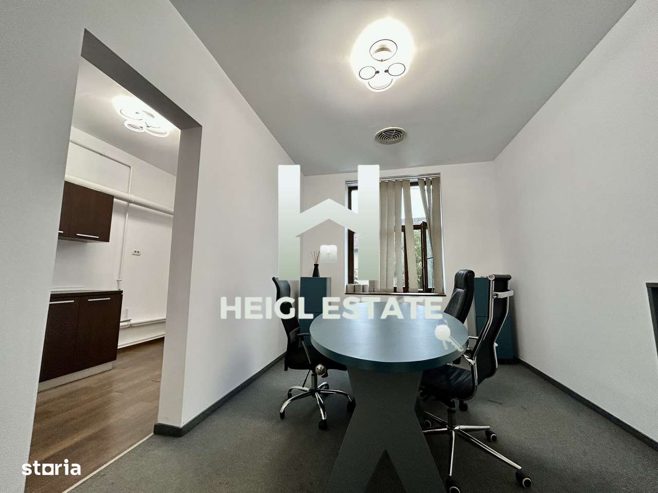 Spatiu de birouri Piata 700 - Imagine principală: 4/13