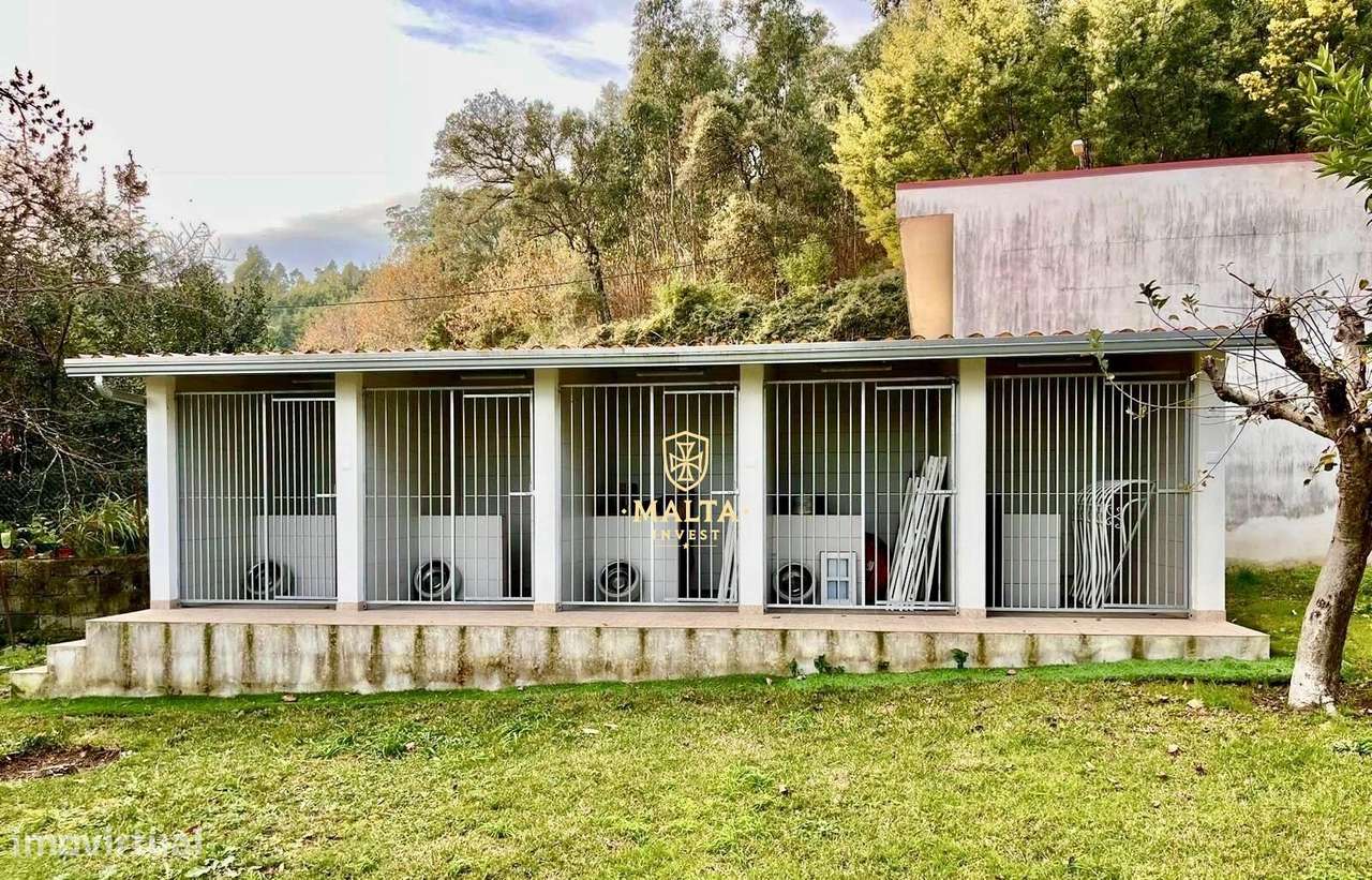 MORADIA EM PEDRA T2 – Charme Antigo com Conforto Moderno-28