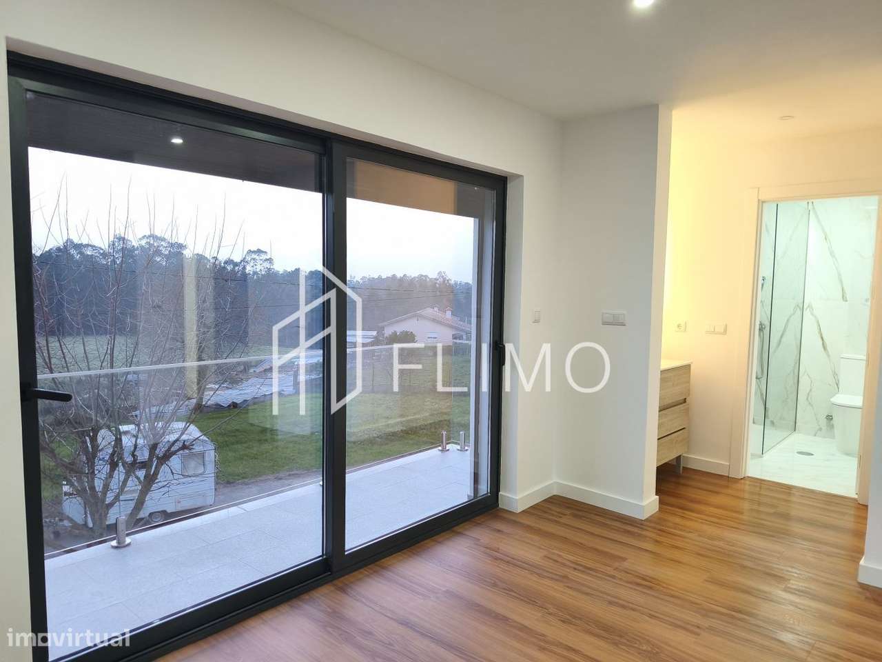 Moradia T3 geminada Nova-49