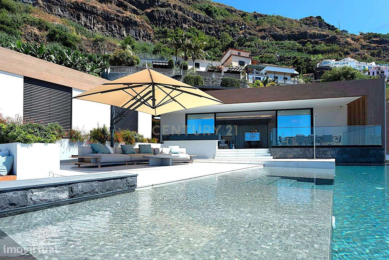 Moradia Moderna de Luxo com Vista Deslumbrante sobre o Atlântico – Sít - Grande imagem: 5/32