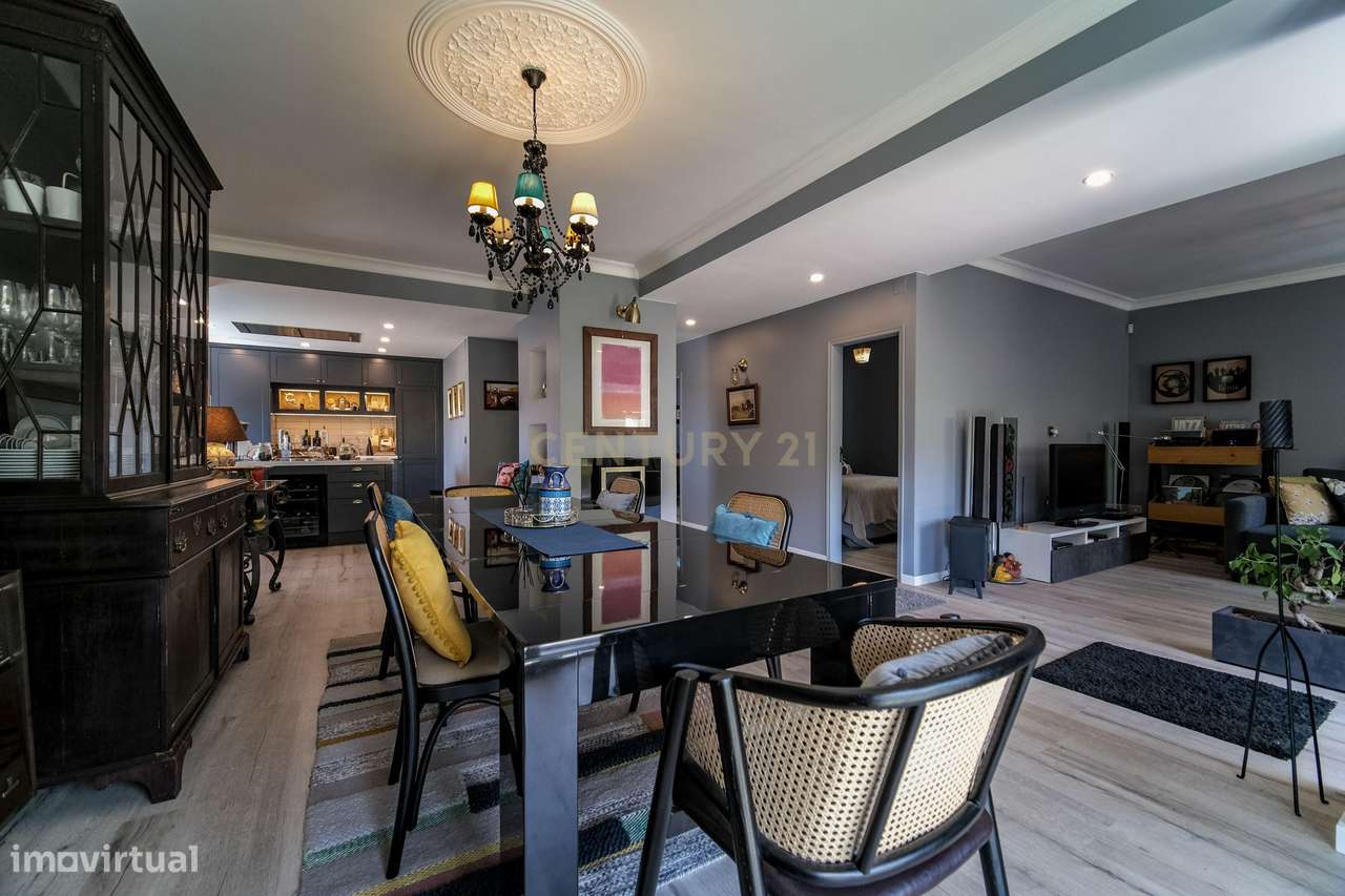 Moradia T5 renovada com piscina, perto da Ericeira.-21