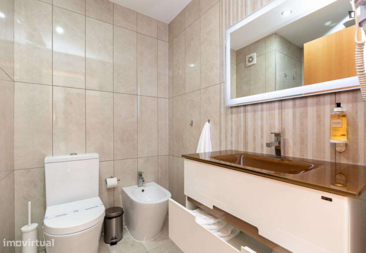 Estúdio - localizado em Paranhos Porto - Grande imagem: 2/11