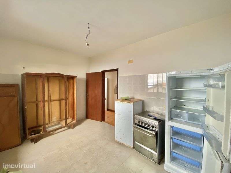 Moraria T4+2 palheiros na Fajã da Ovelha - Grande imagem: 4/8