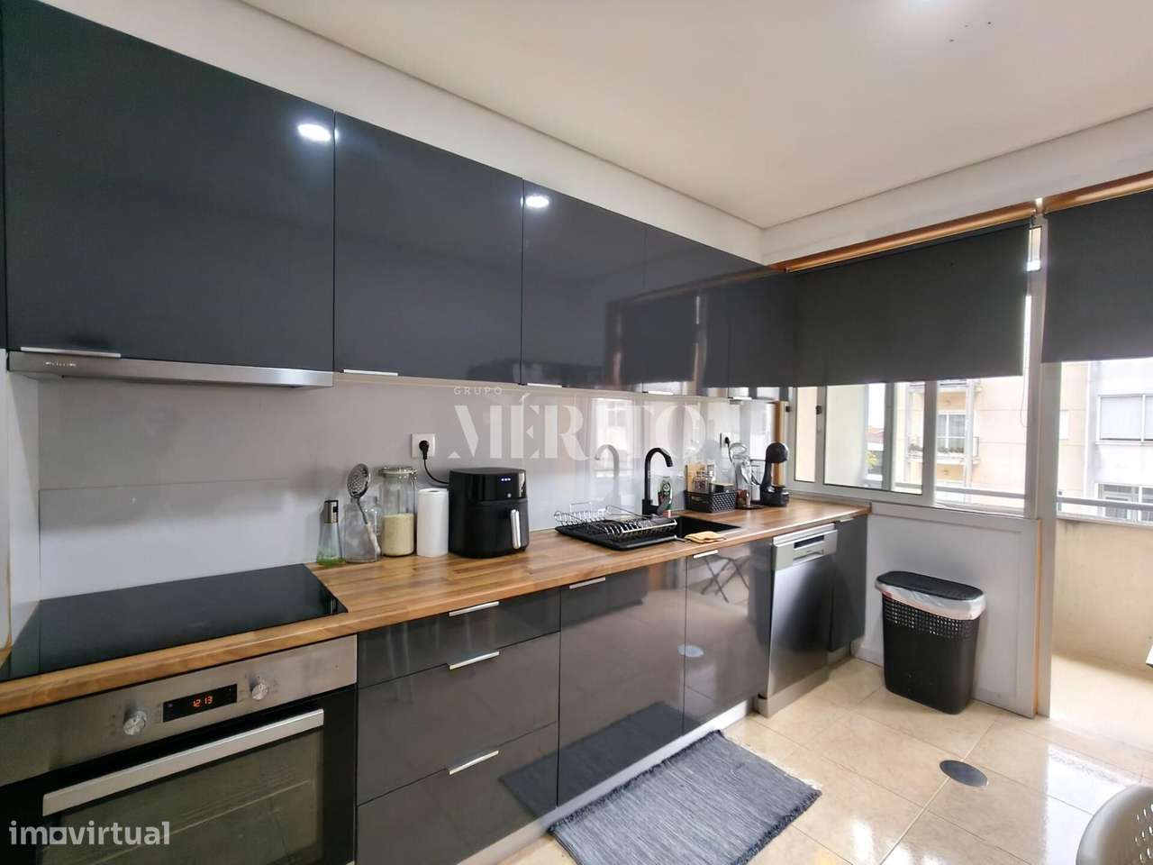 Apartamento T2 com lugar de garagem e varandas na Póvoa de Varzim - Grande imagem: 4/12