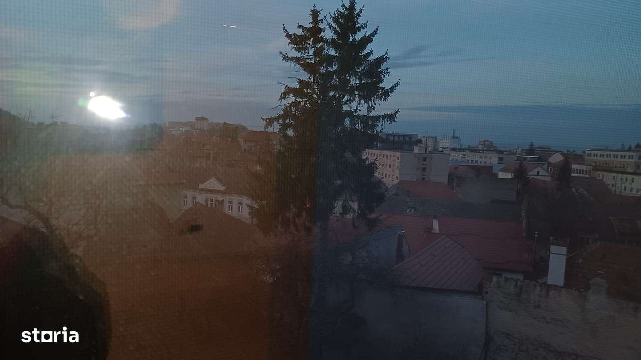 Apartament 2 camere ultracentral, bloc tip vila, etaj 2/2, renovat.-4