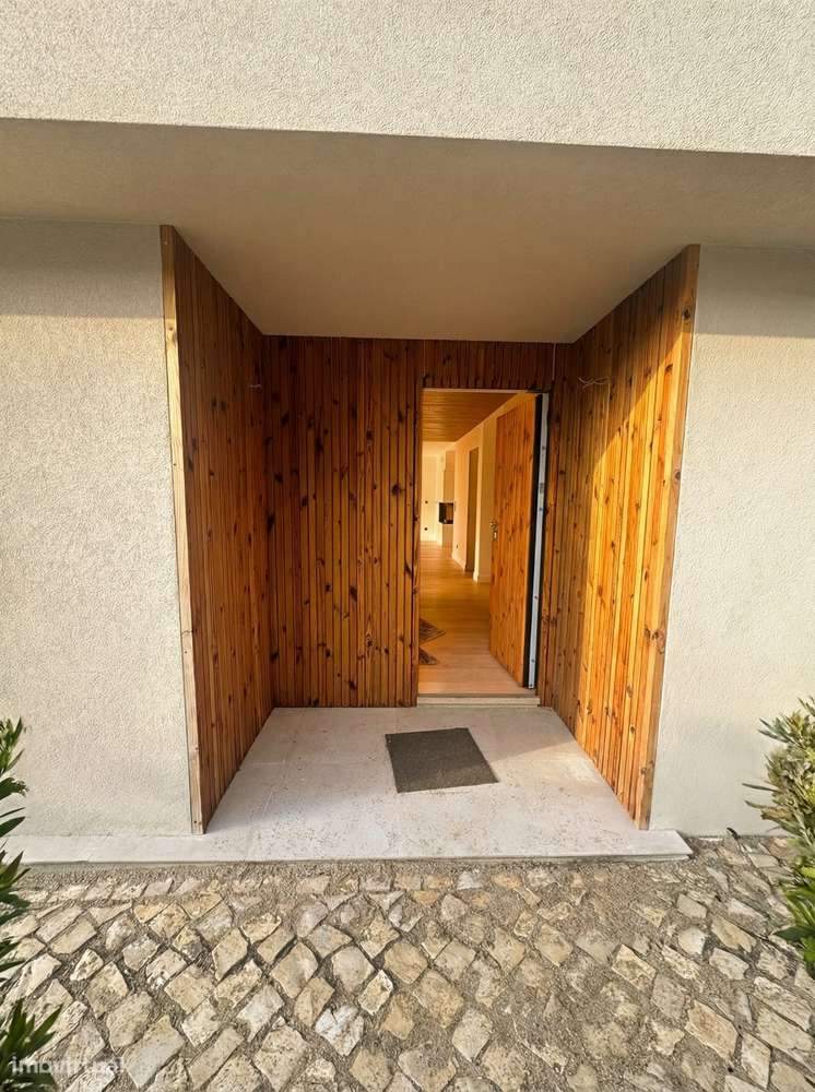 A estrear Villa T4 em Birre, Cascais-5