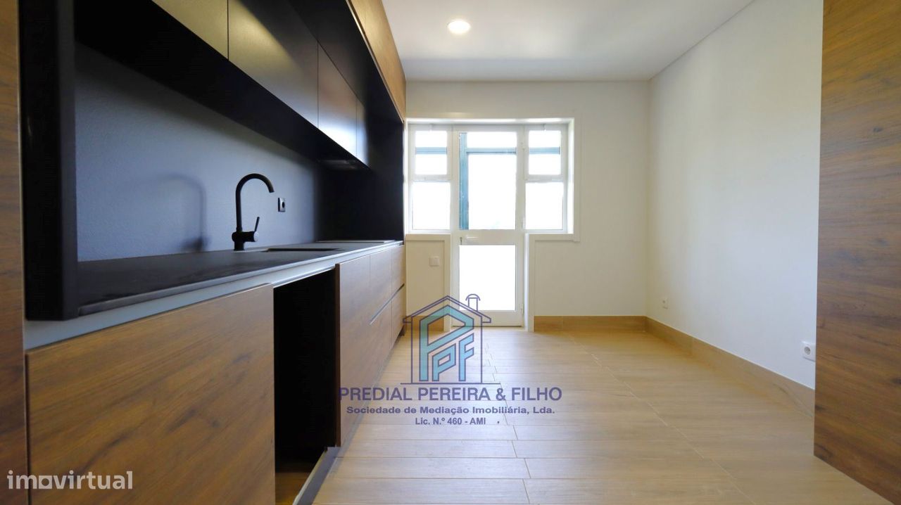 Apartamento T3 Totalmente Remodelado - Gondomar / S. Cosme / Próx. ...