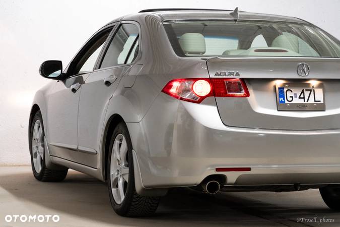 Acura TSX - 8