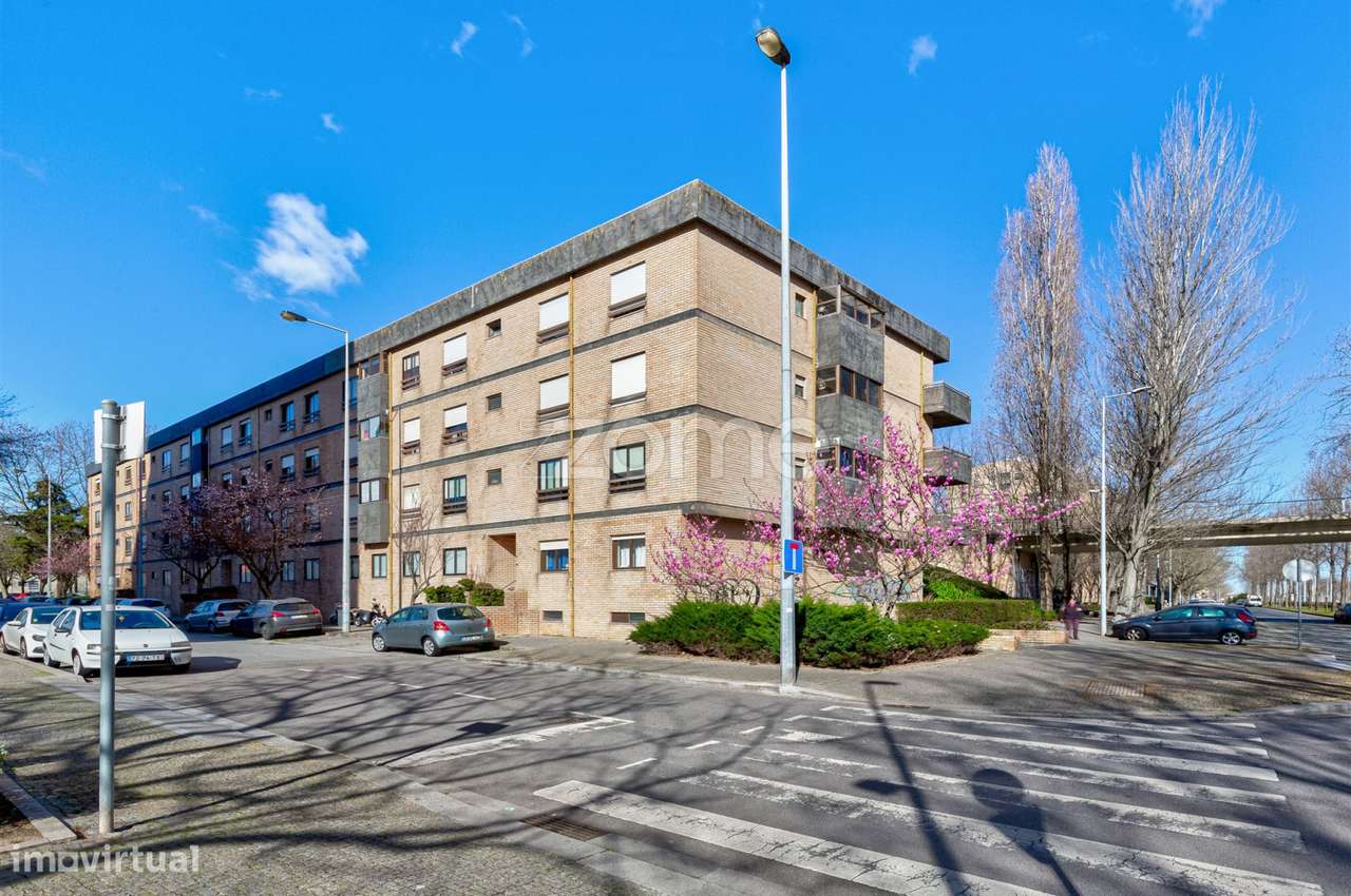 T2+1 Renovado com Garagem na Senhora da Hora. - Grande imagem: 2/22