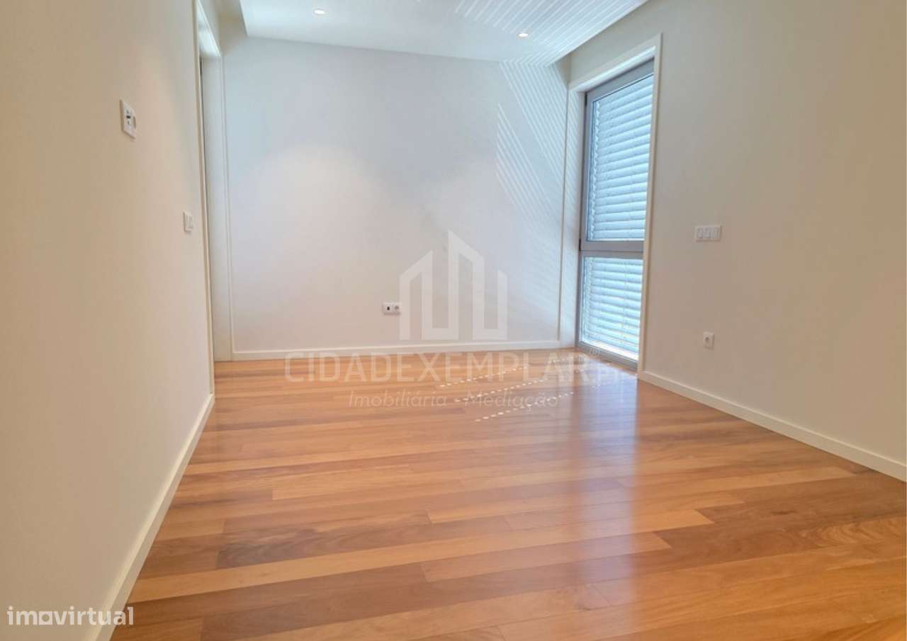 Moradia T4 Nova em Penafiel-Cavalum-25