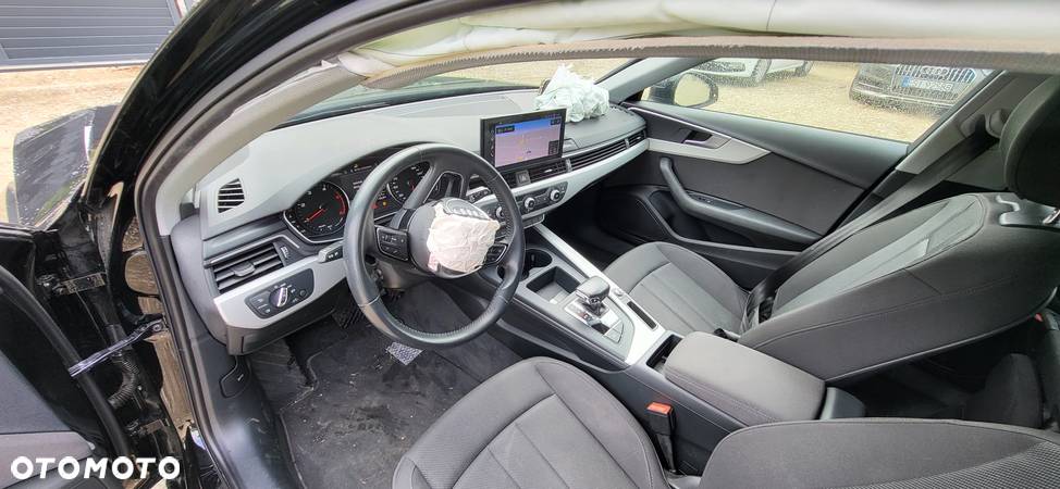 Audi A4 Avant 30 TDI S tronic - 17