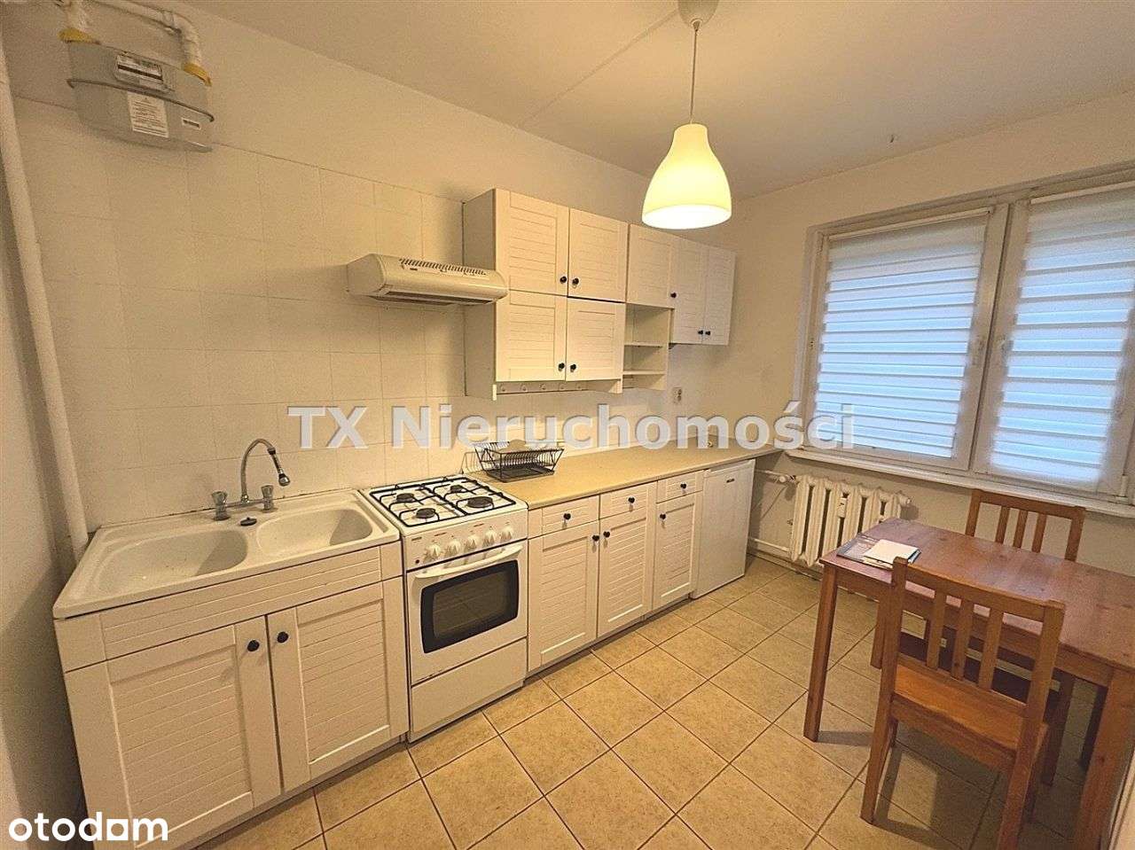 Duża, ustawna kawalerka-3