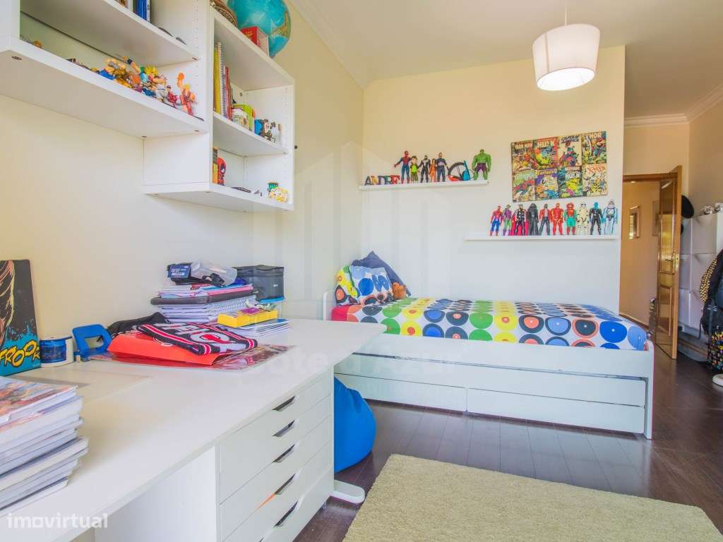 Apartamento T2 Duplex em Sesimbra com Piscina e vista Mar-26