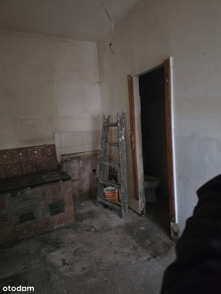 kawalerka z ogrzewaniem miejskim centrum Będzina-3