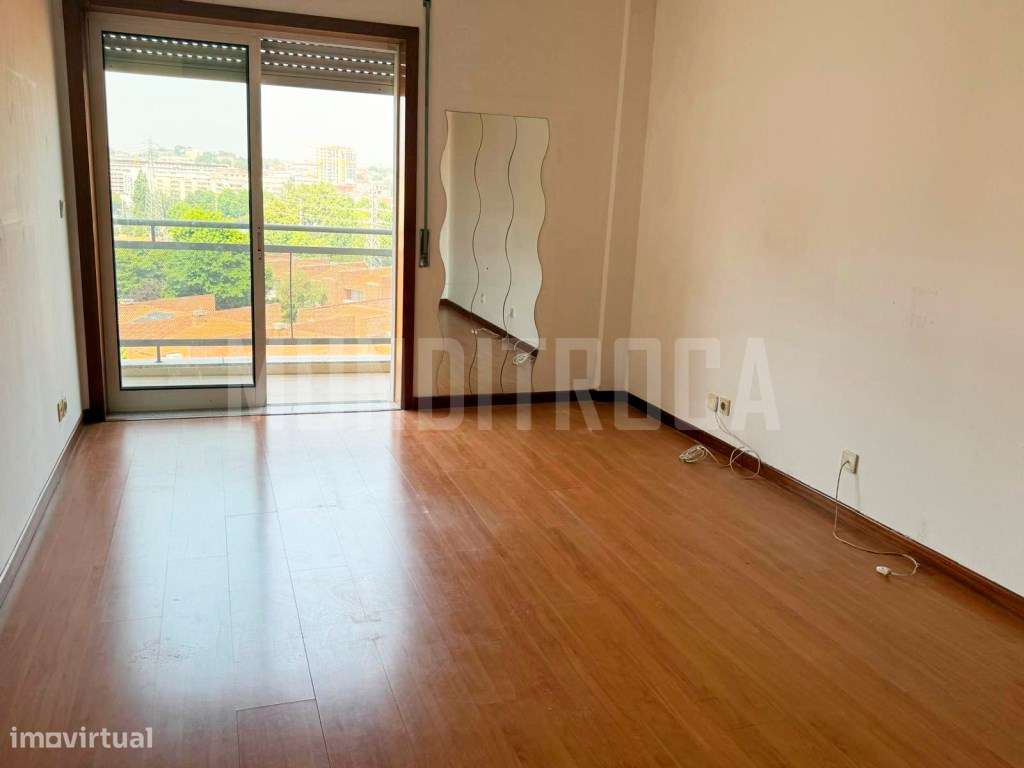 Apartamento T2 Nogueiró-10