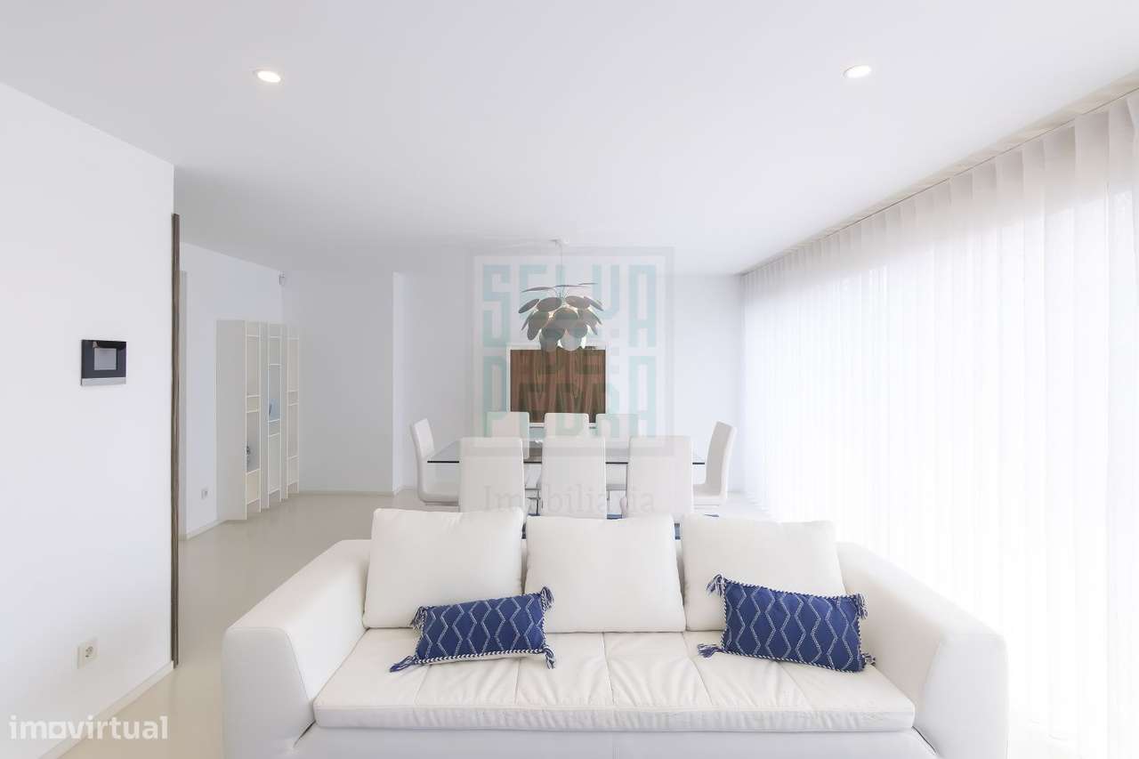 Moradia T3 de Luxo com Vista Mar | Praia da Agudela | Condomínio Fech-14