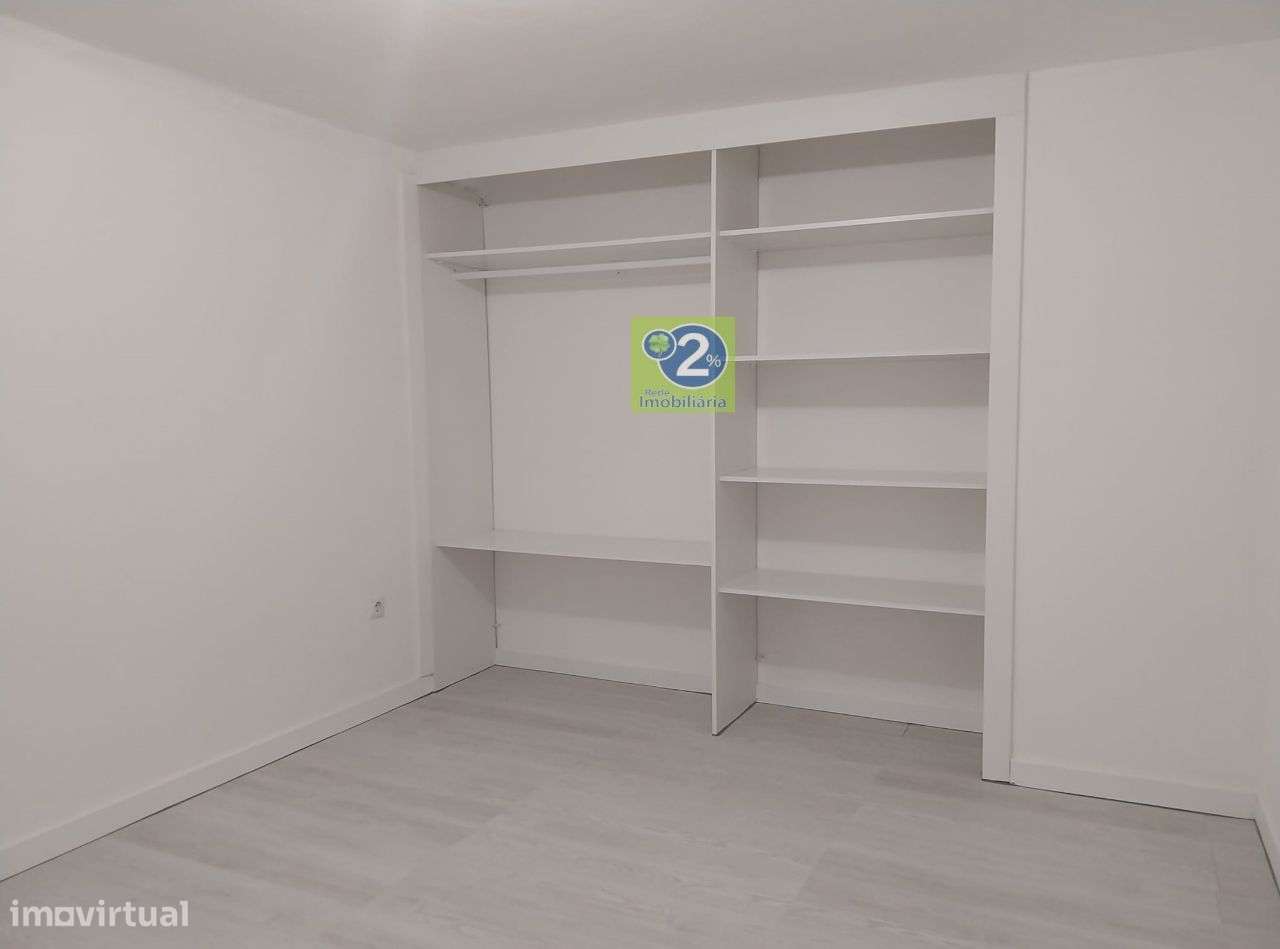 Loja remodelada transformada T2 - Grande imagem: 4/7