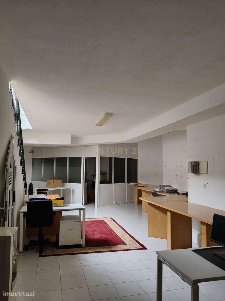 Loja  com 122 m2 em Outeiro de Polima-10