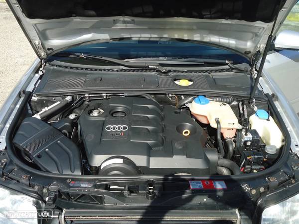 Audi A4 Avant 1.9 TDI M6 S-Line - 11