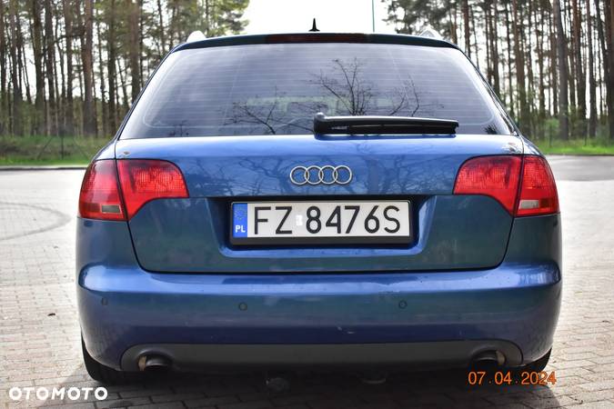 Audi A4 Avant 2.5 TDI - 4
