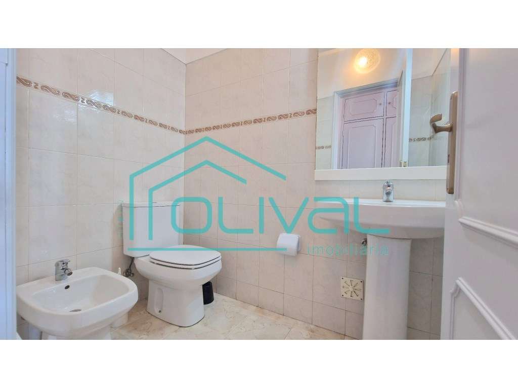Apartamento T3 Porto Alto-11