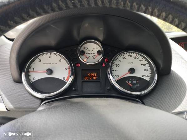 Peugeot 207 SW 1.6 HDi Outdoor FAP - 29