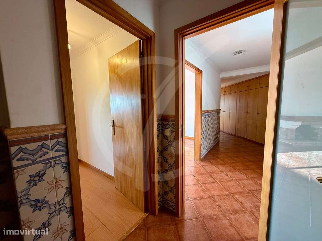 Excelente T3 na Póvoa de Varzim com 2 Garagens Fechadas-10