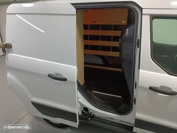 Ford transit connect - 23
