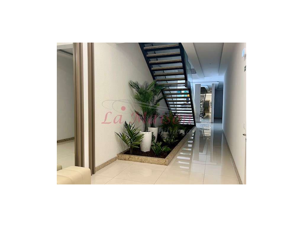 Apartamento T3 semi-novo no Infantado - Grande imagem: 4/40