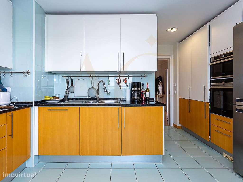 Apartamento T3 em Olhão com vistas incríveis e piscina comum-9