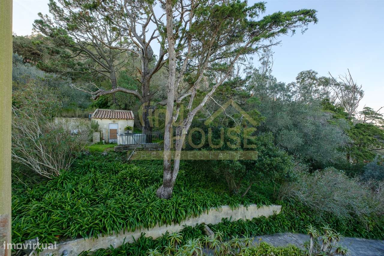 Vende-se Quinta com 13386m2 em São Pedro de Penaferrim, Sintra-55