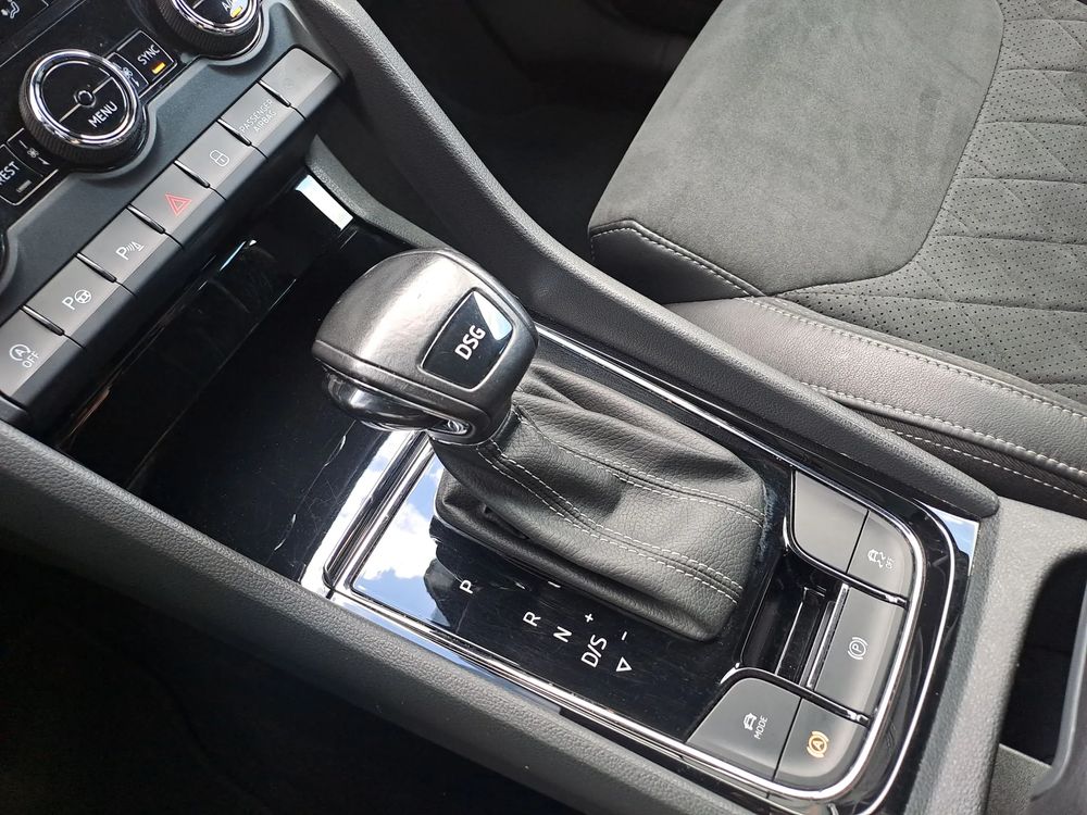 SKODA KODIAQ Sportline Park Asist Rolety 230V 1.5TSI 150KM DSG Salon PL ASO
