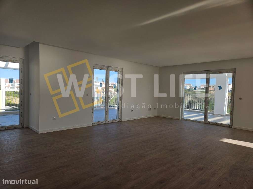Penthouse T3 com 3 suítes e terraço com magnifica VISTA MAR - Ericeira-5