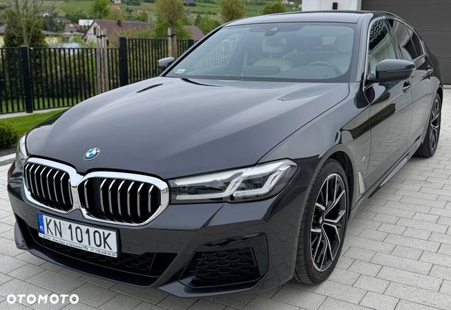 BMW Seria 5 520d xDrive M Sport sport - 1