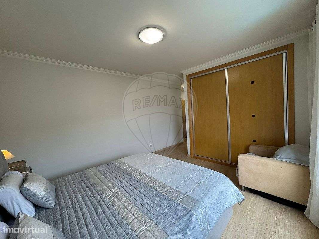 Apartamento T4 para venda-25