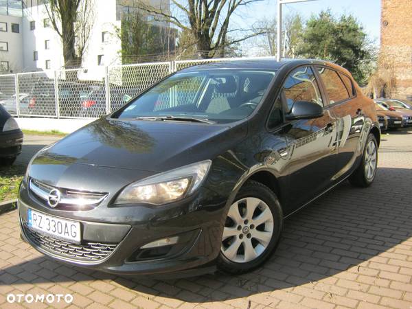 Opel Astra IV 1.4 T Energy EU6 - 1