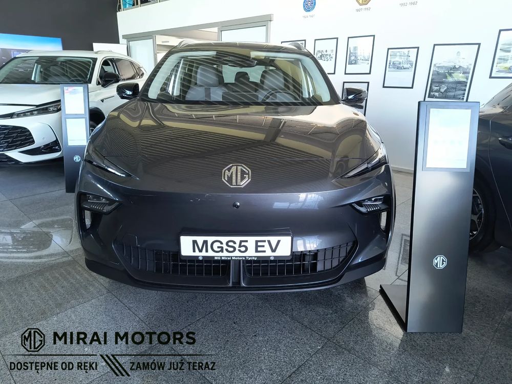MG MG5 2026