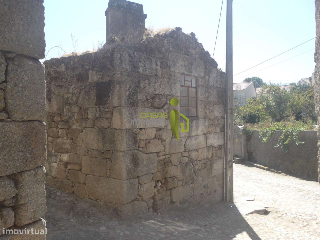 Moradia de Pedra, para reconstrução em Vila Cortês da Serra, Gouveia-10
