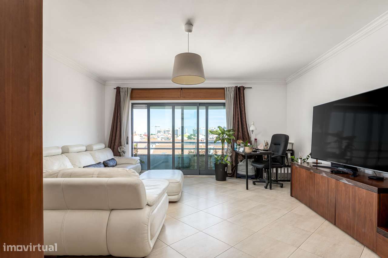Qualidade de vida na Grande Lisboa : T3 em Colinas Oriente | Montijo-8