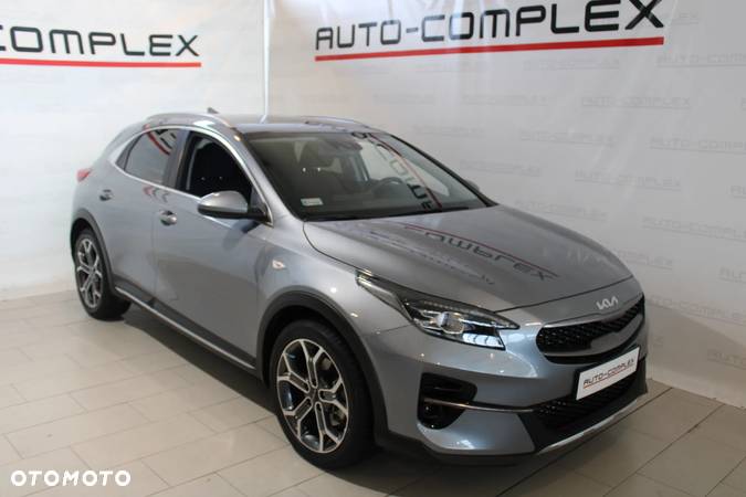 Kia XCeed 1.5 T-GDI M - 4